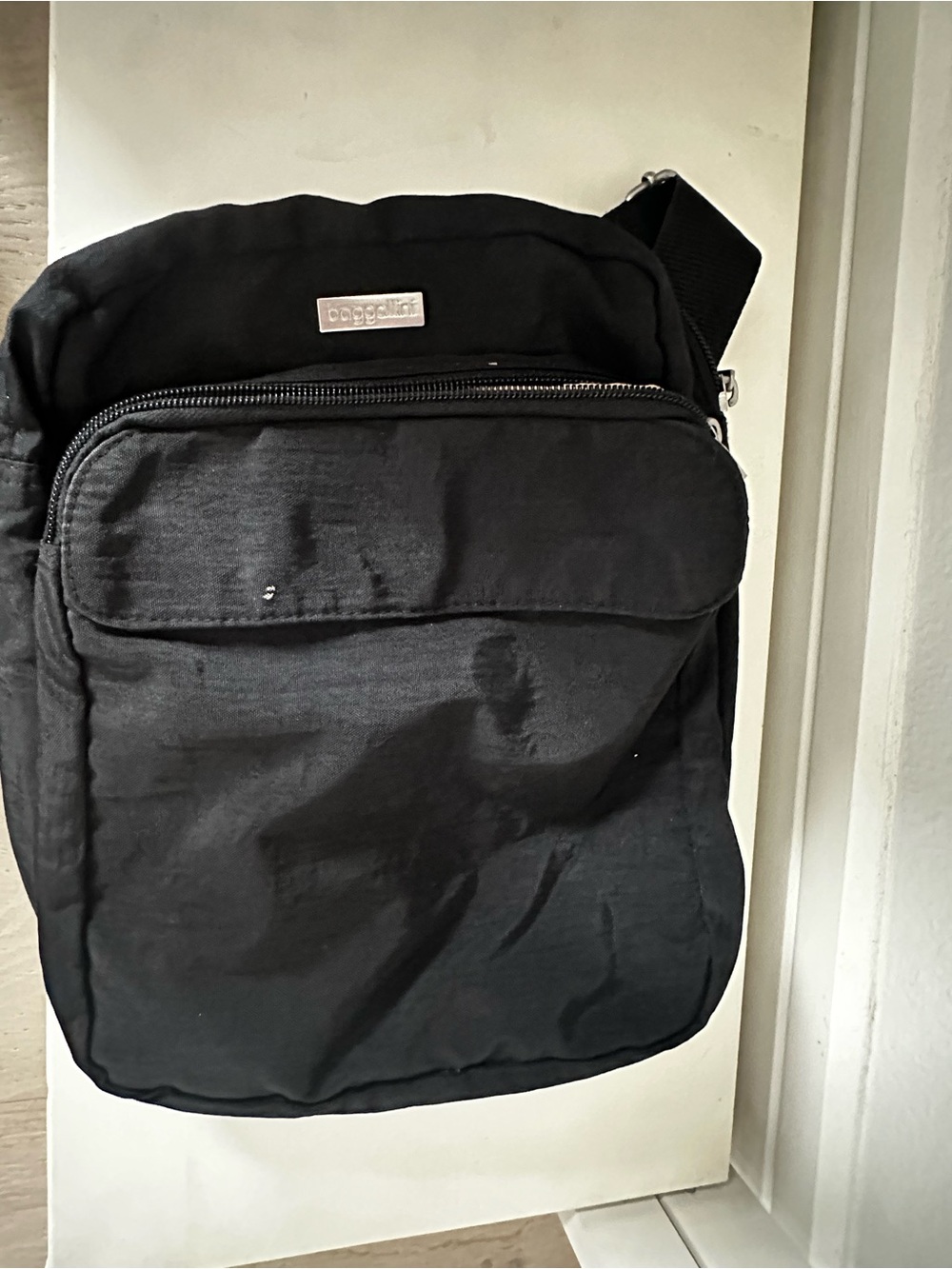 Baggallini Black Compact Crossbody Bag
